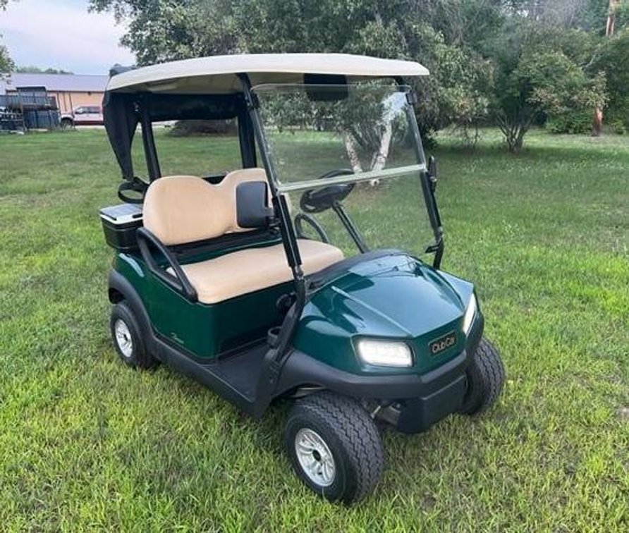 2020 Club Car Gas Powered Golf Cart 
