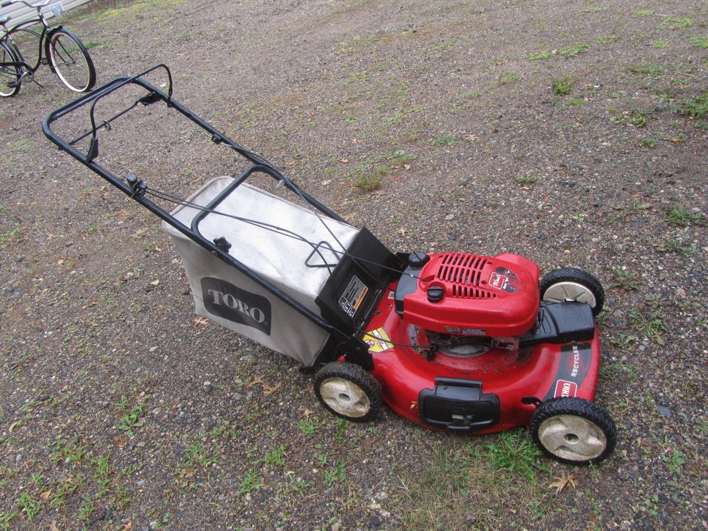 Toro 22" Recycler Push Mower
