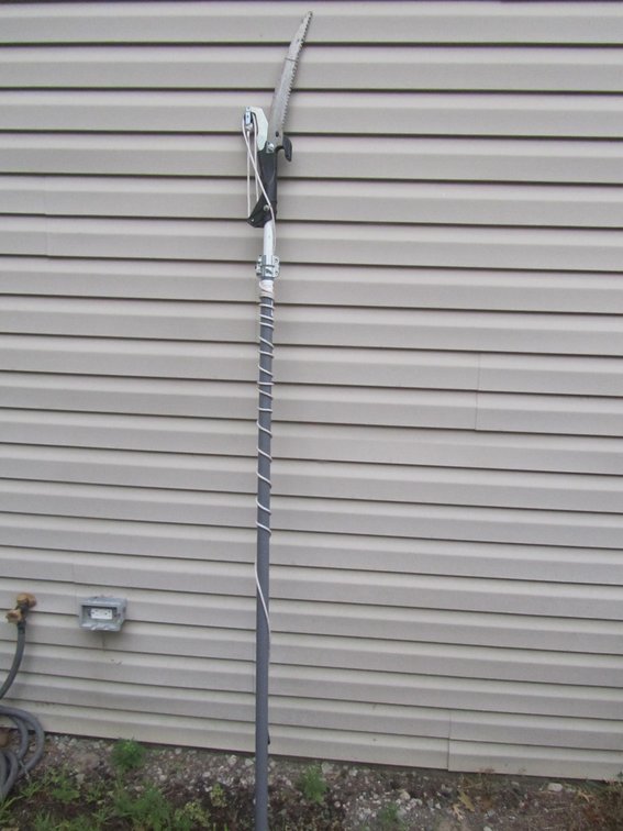 Wallace Branch Trimmer