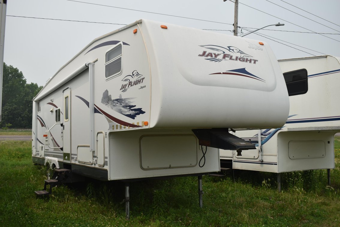 2007 Jayfligt 30.5BHS by Jayco 32' 5th Wheel