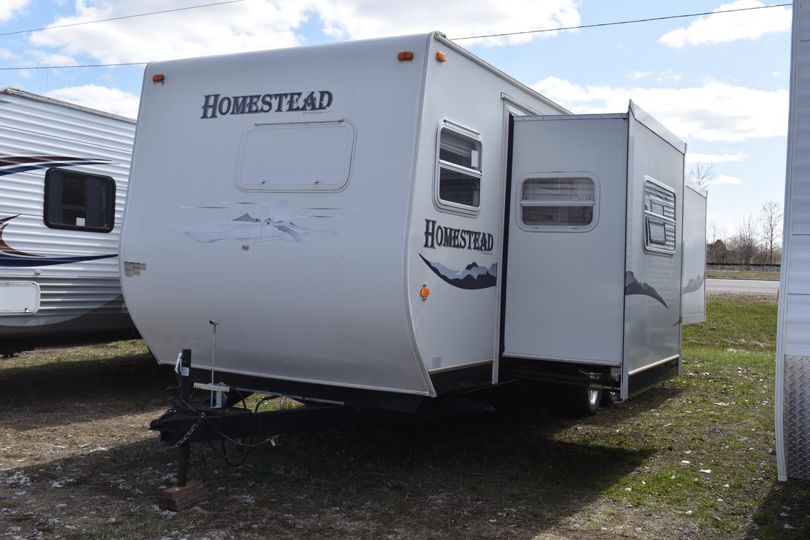 2005 Homestead By Starcraft 29' Travel Trailer