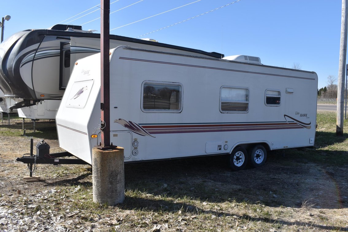 1999 Lite Hawk By Jayco 24' Travel Trailer 