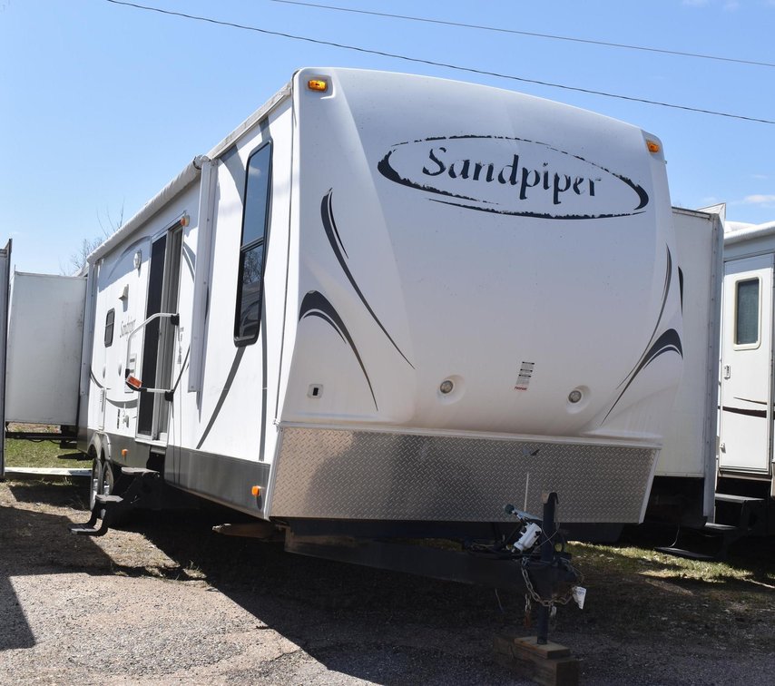 2009 Sandpiper By Forest River 39' Travel Trailer