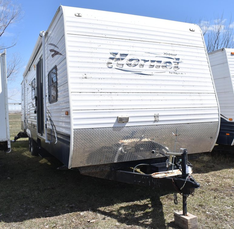 2008 Retreat Hornet By Keystone 38' Travel Trailer