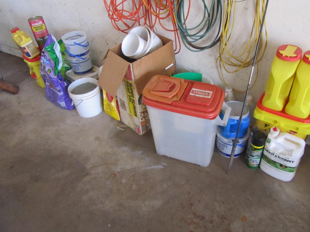 Assorted Lawn And Garden Lot