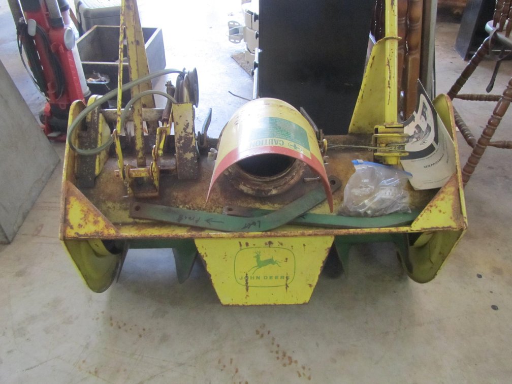 John Deere 36" Snow Thrower