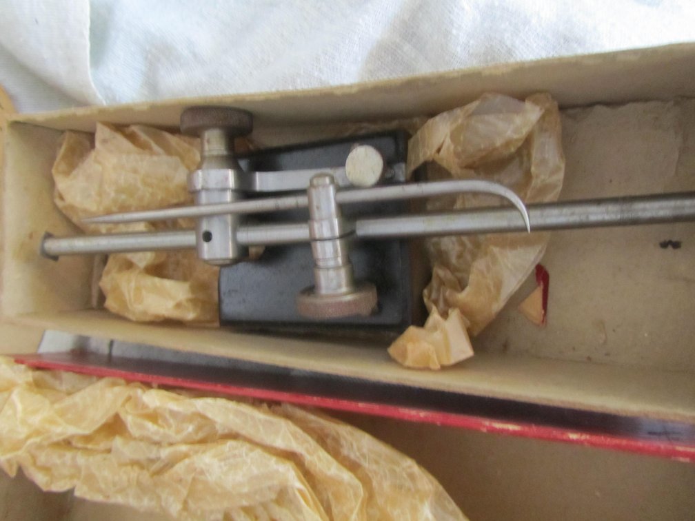 Goodell-Pratt Surface Gauge 899