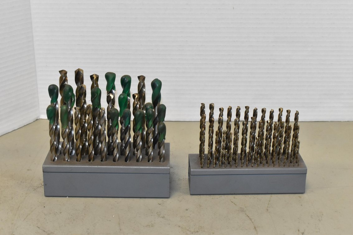 (86) Assorted drill Bits