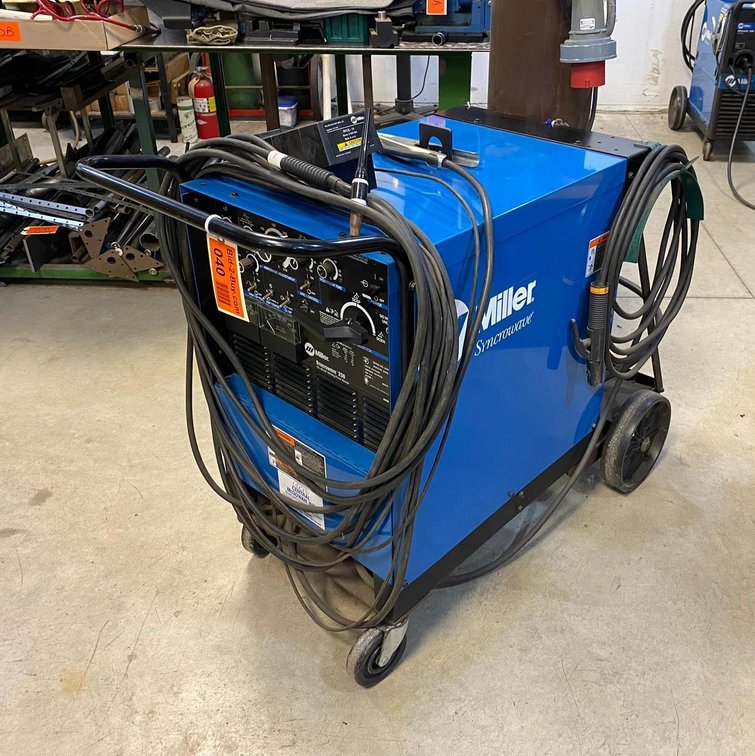Miller Syncrowave 250 CC AC/DC Welding Power Source