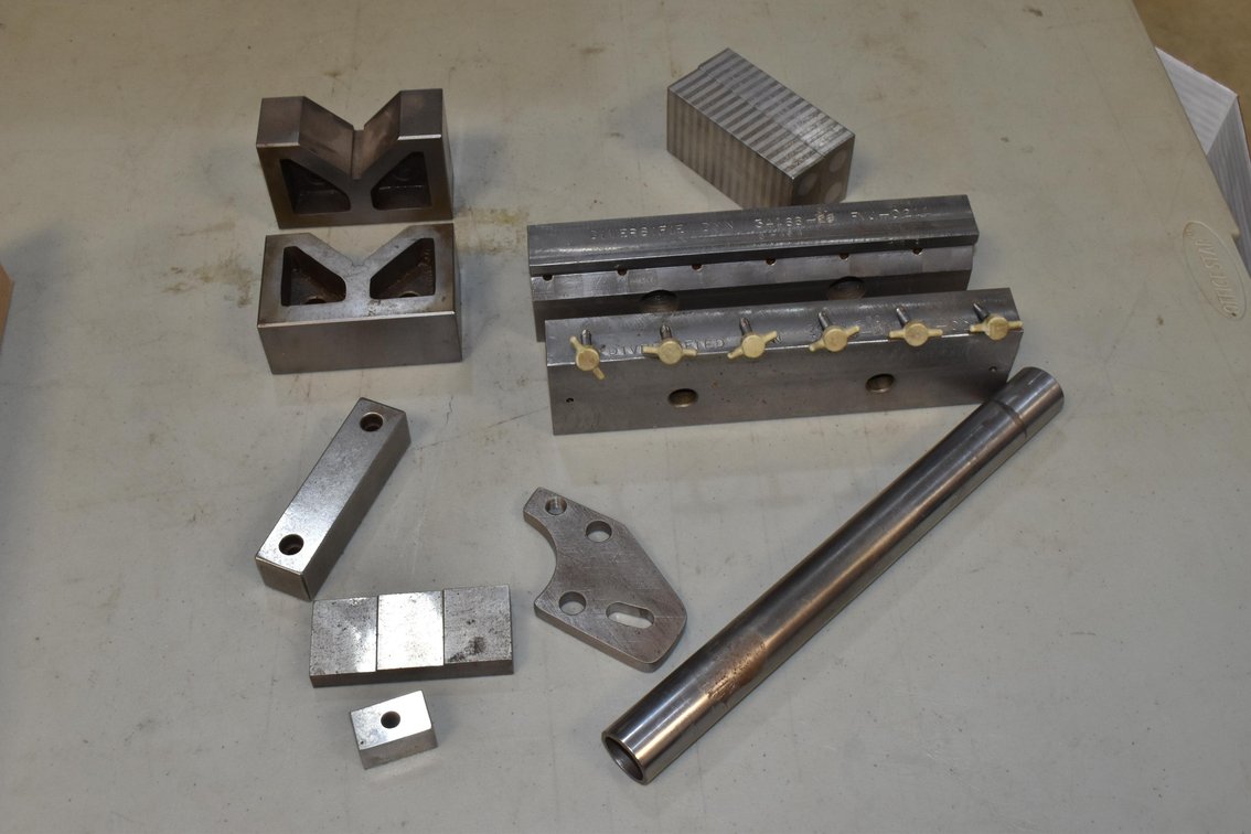 (11) Machinist Tool Holders