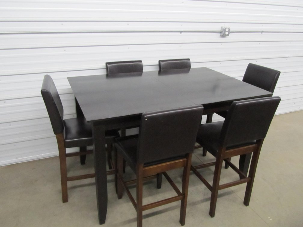 Wood Dining Table W/(6) Stools