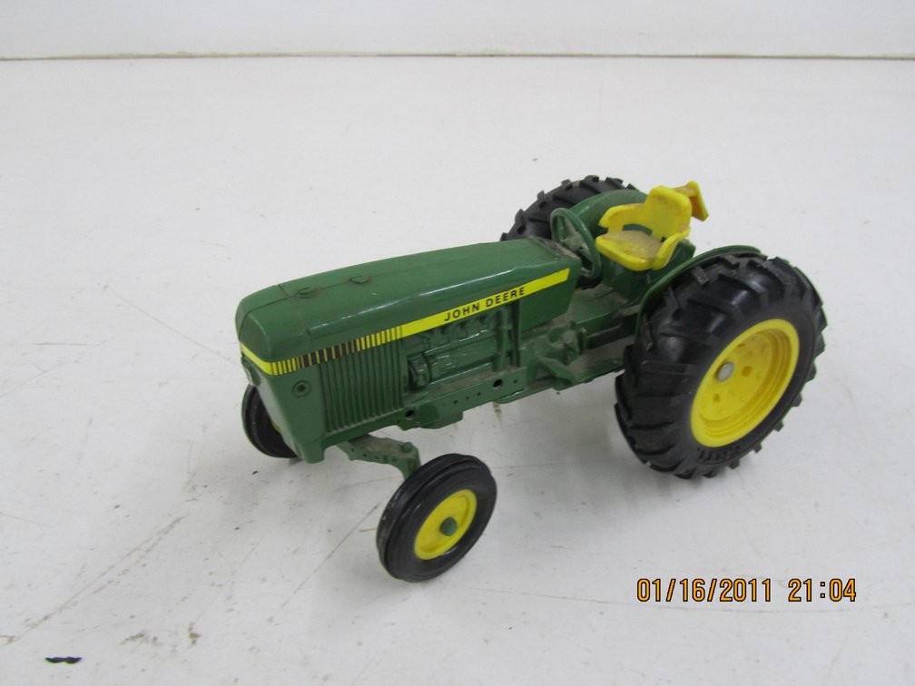 John Deere Die Cast Tractor