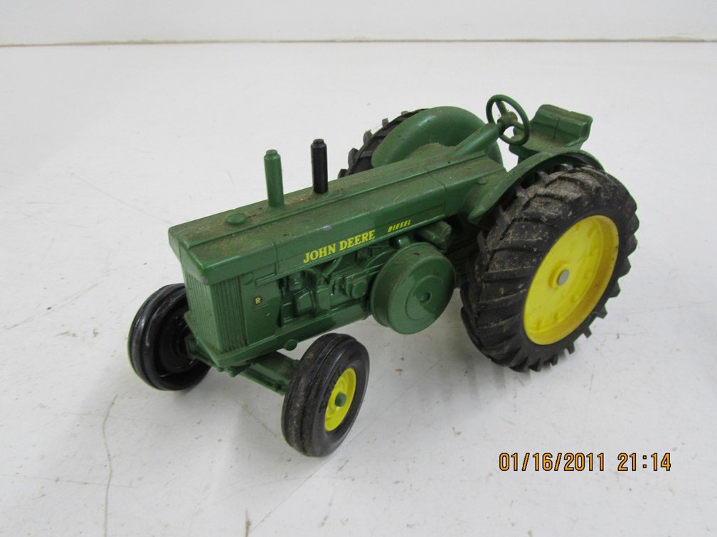 John Deere Die Cast Diesel Tractor