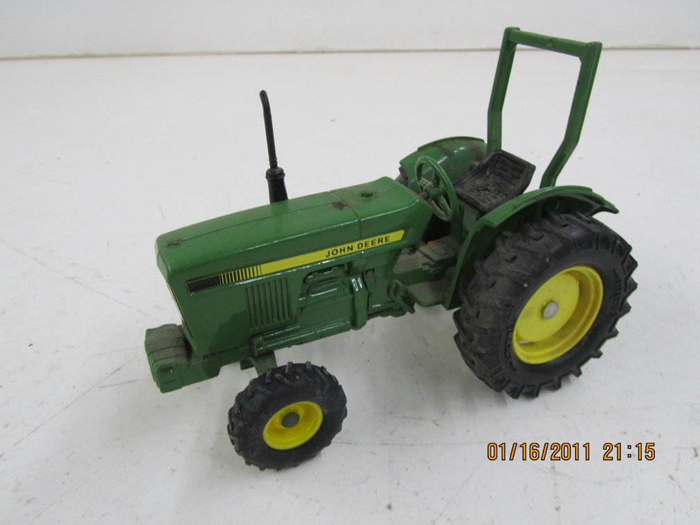 John Deere Die Cast Tractor