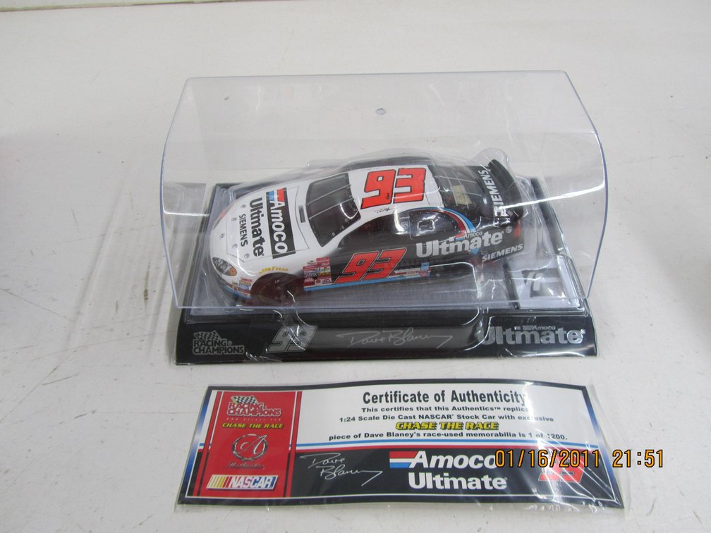 2001 Racing Champions Chase The Race Authentic Amico Ultimate Dave Blaney Die Cast