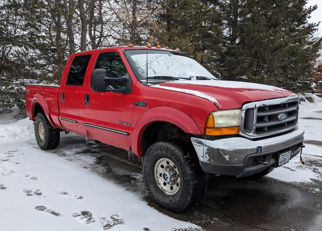 2000 Ford F-350 XLT Super Duty 4-Door Quad Cab