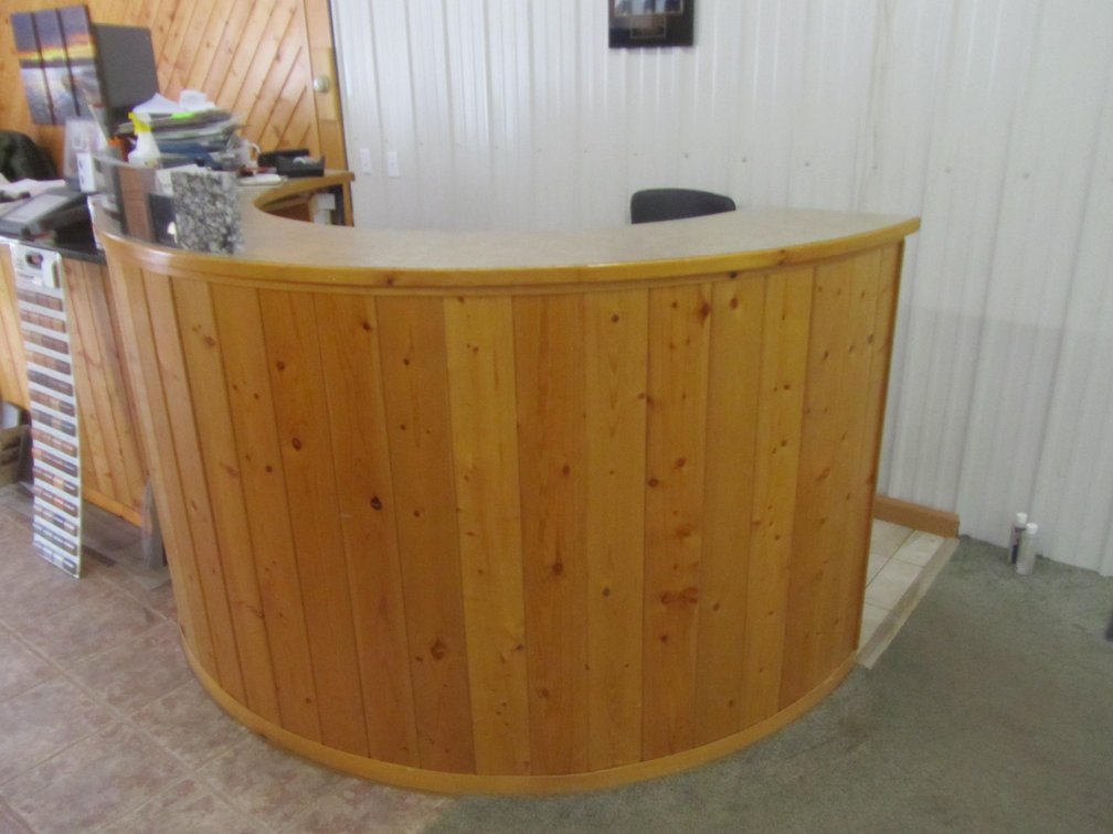 Half-Moon Checkout Counter