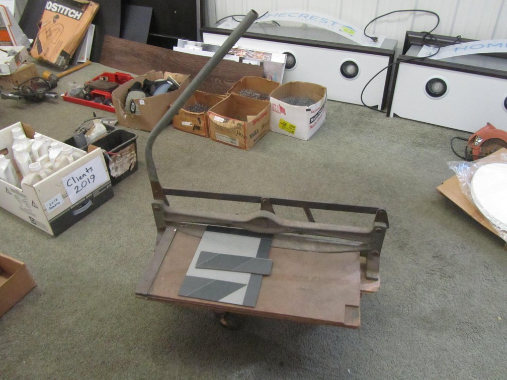 VCT Tile Cutter
