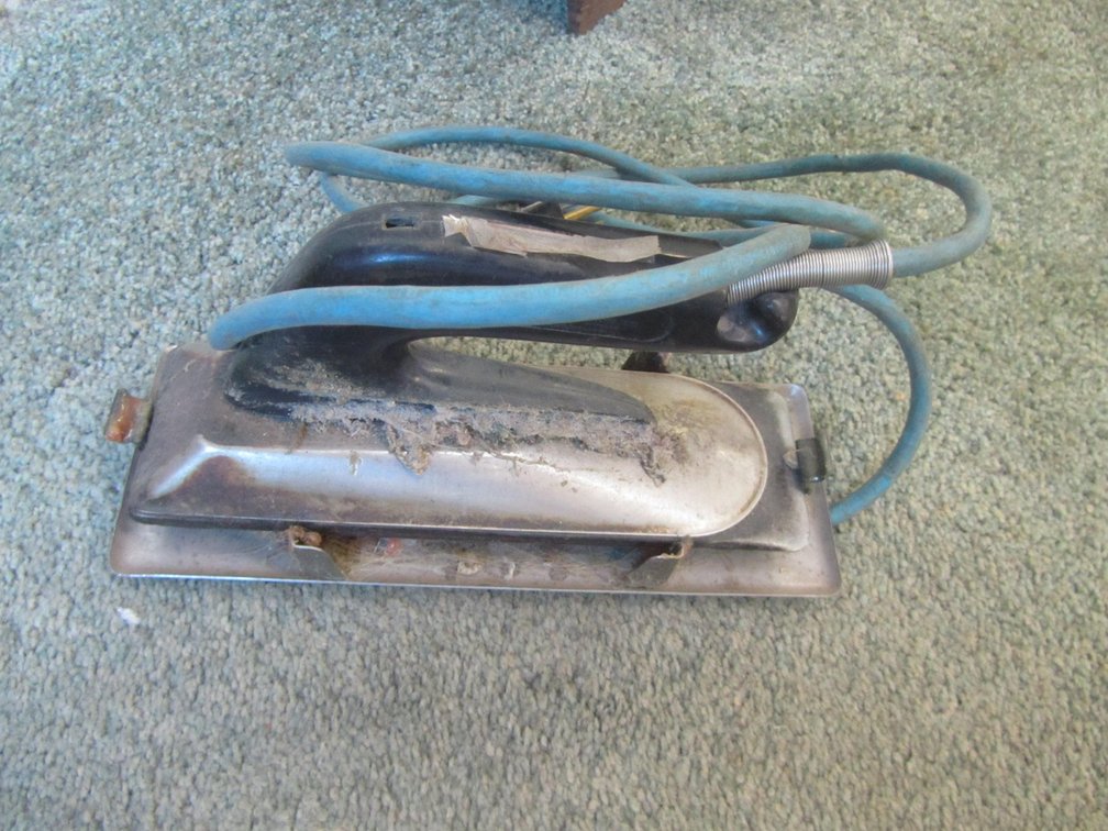Electric Carpet Seamer