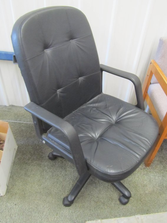 Swivel Office Chair