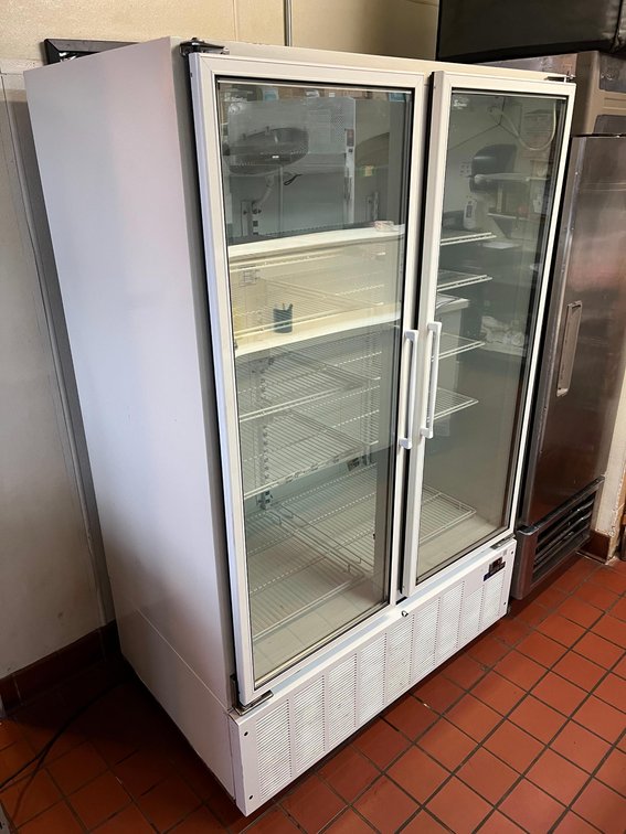 Master Bilt #BLG-48HD, 2 Glass Door Commercial Freezer