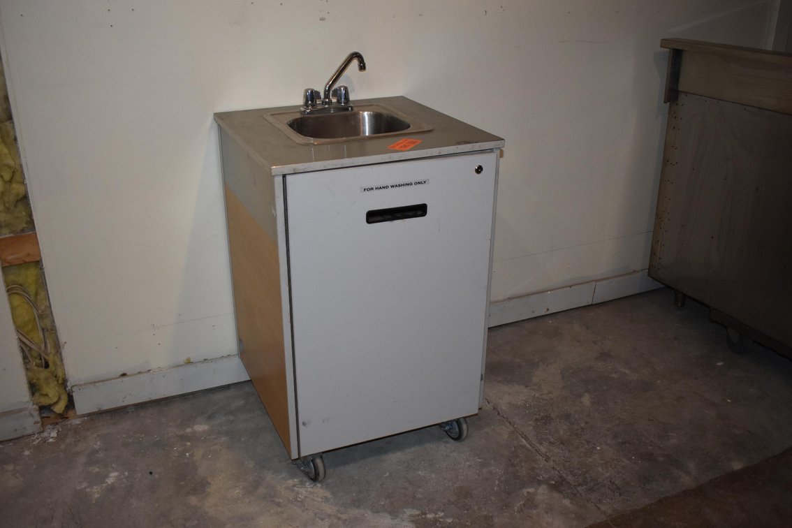 Rolling Portable Hand Sink Station