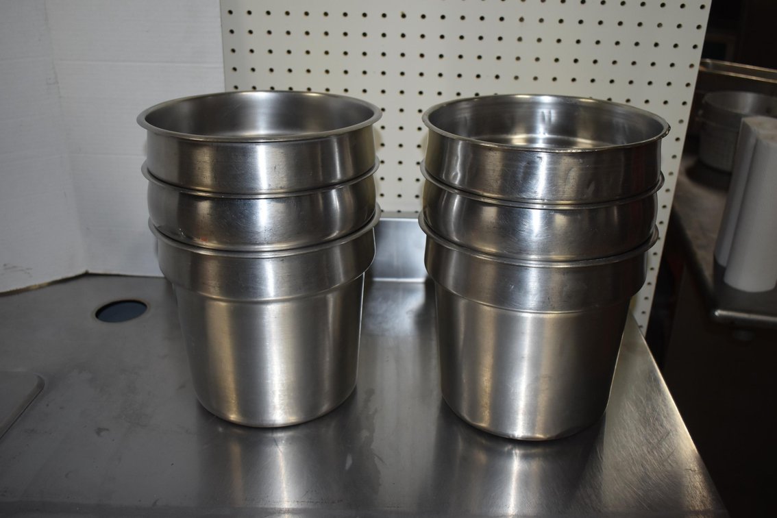 (6) 9-1/2 Round Stainless Steel Insert