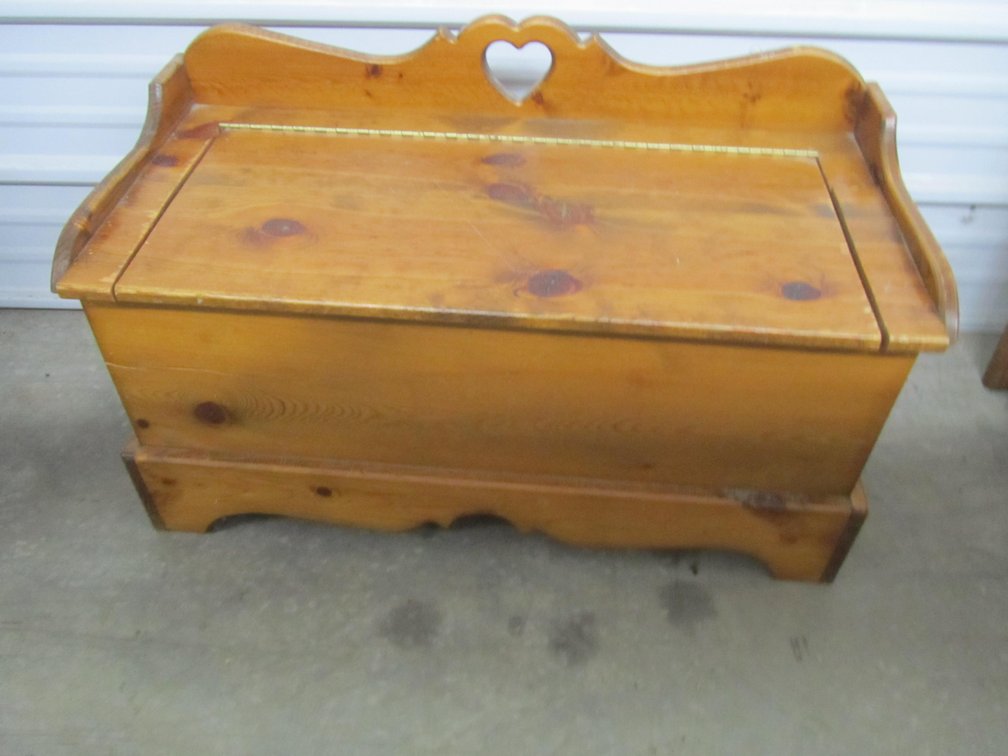 Wood Bench W/Storage