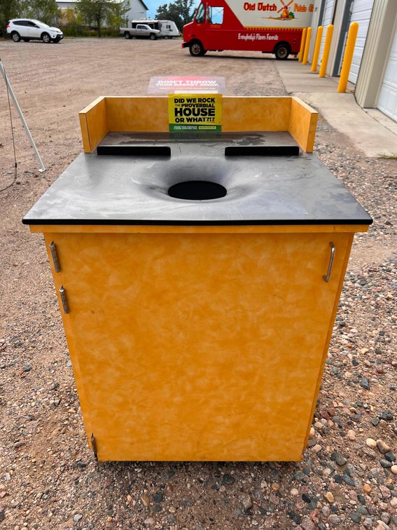 Waste Bin On Wheels