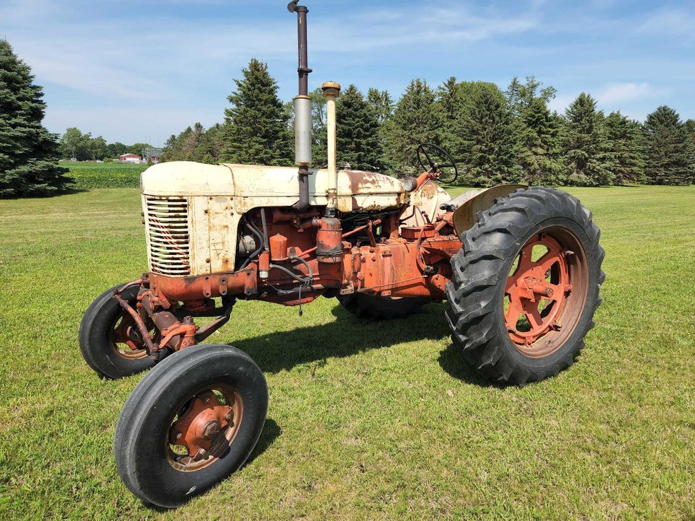 CASE 400 TRACTOR, DIESEL, WF, 3 PT, RUNS GREAT 