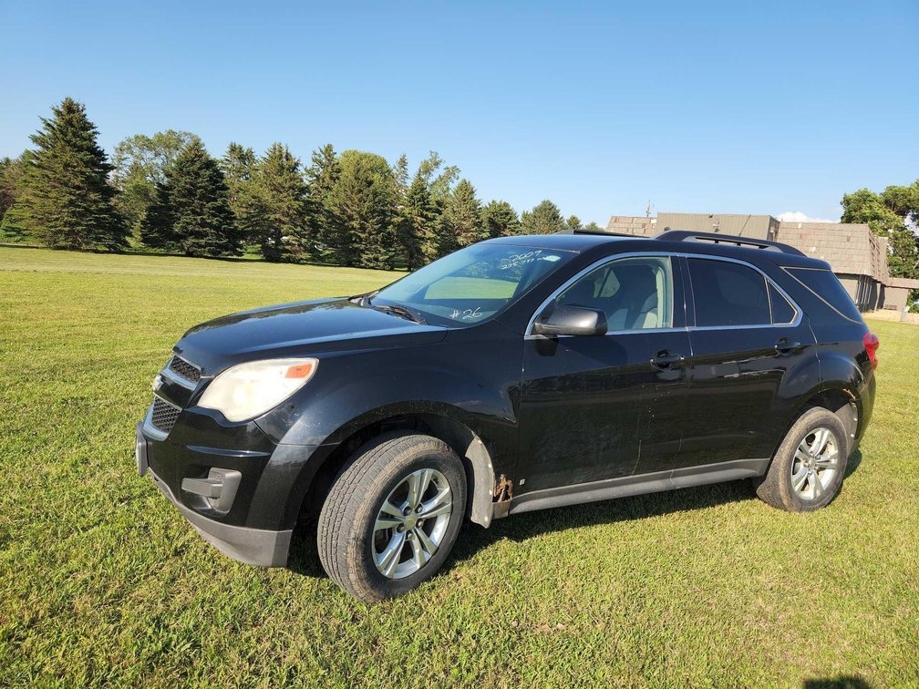2009 CHEVROLET EQUINOX W/235,733 MILES (SMOKES & MOTOR NOISE)