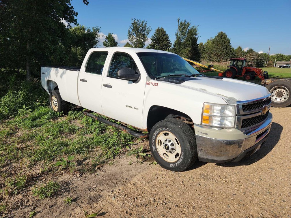 2013 CHEVROLET 2500 HD 4DR,4X4 LONG BOX * BAD MOTOR* 186,030 MILES