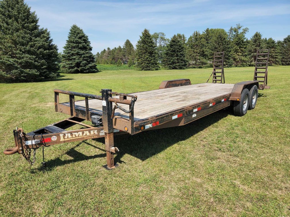 2013 LAMAR 24' EQUIPMENT TRAILER W/7K AXLES, PINTLE HITCH, FOLDUP RAMPS
