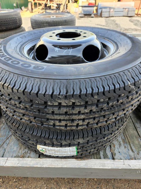 2-235/80R16 10 PLY TIRES ON DUAL RIM 2X THE MONEY