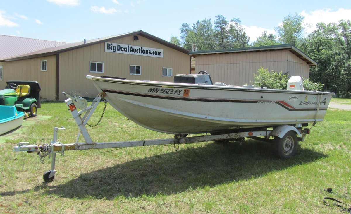 1989 16' Alumacraft Competitor CS