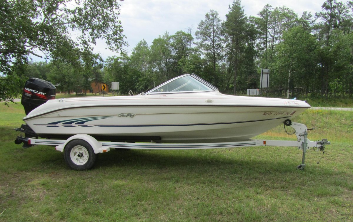 1997 Sea Rey 175 Series Boat Powered By 1997 Mercury 125 HP Outboard