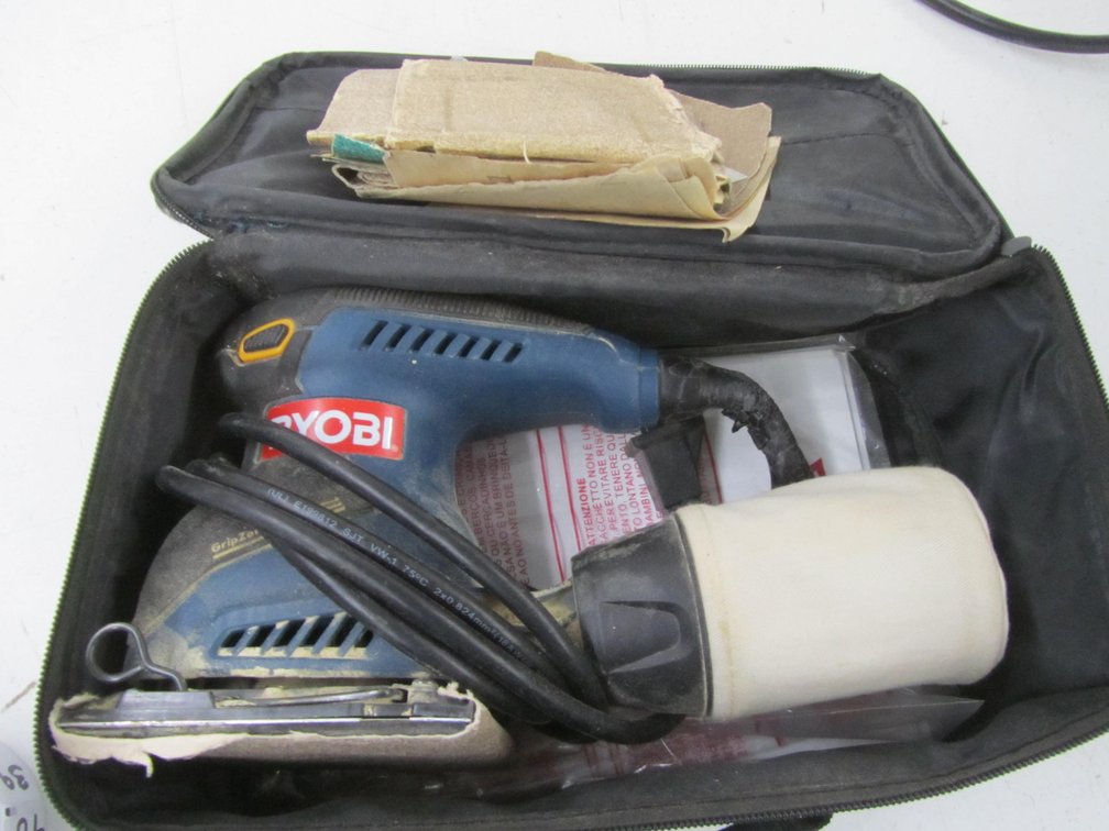 Ryobi 1/4 Sheet Sander