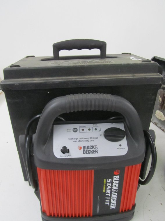 Black And Decker Jump-Starter