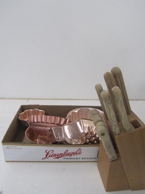 (4) Vintage Jell-O Molds