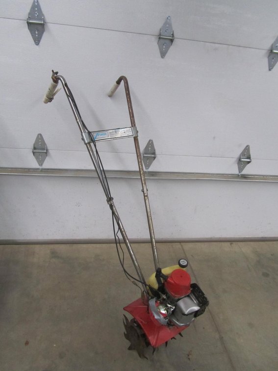 Mantis Rototiller