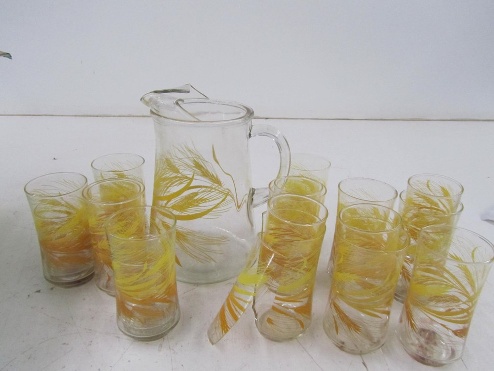 Set Of Vintage Libby Golden Wheat Tumbers