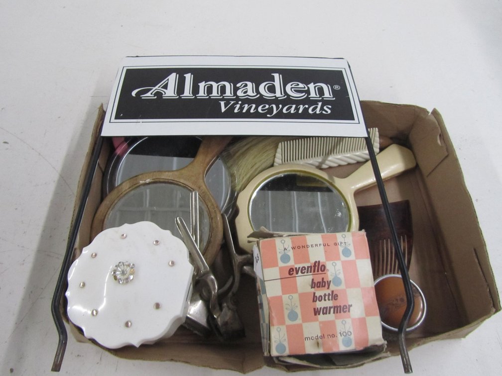 Flat Of Assorted Vintage Items