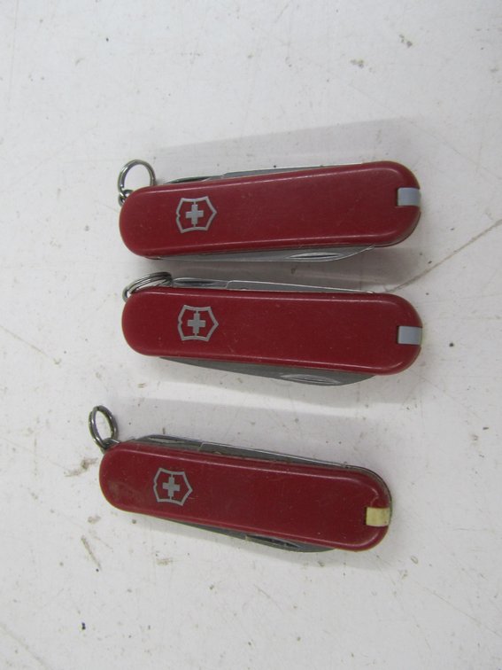 (3) Swiss Army Utility Pocket Knives