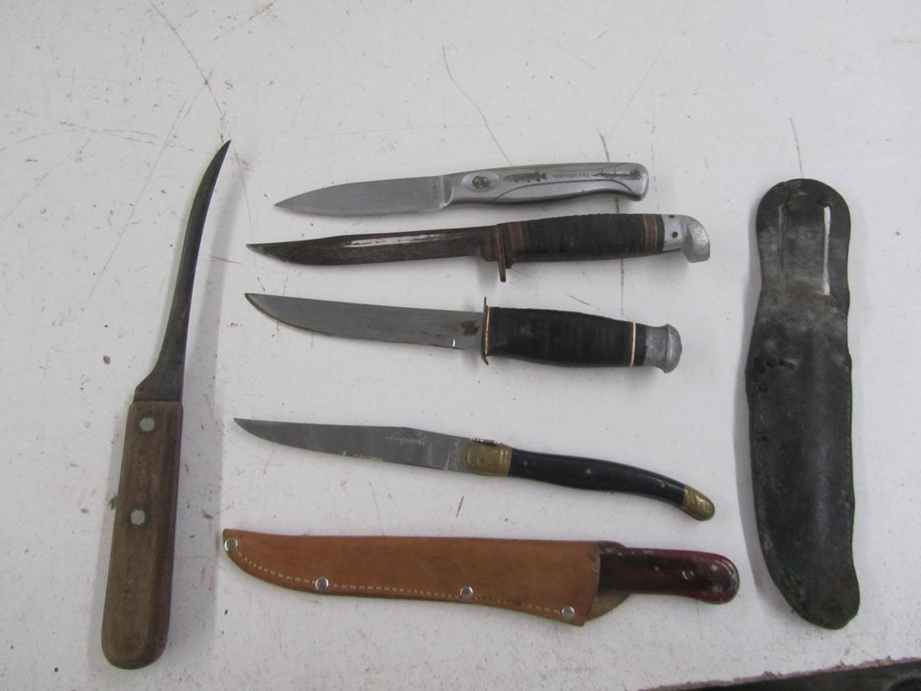 (6) Assorted Knives