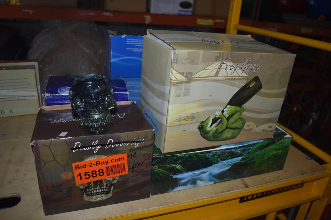(3) Assorted Figurines