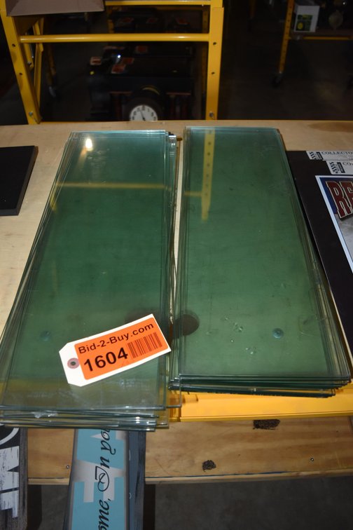 (23) Glass Shelves 24"x8"