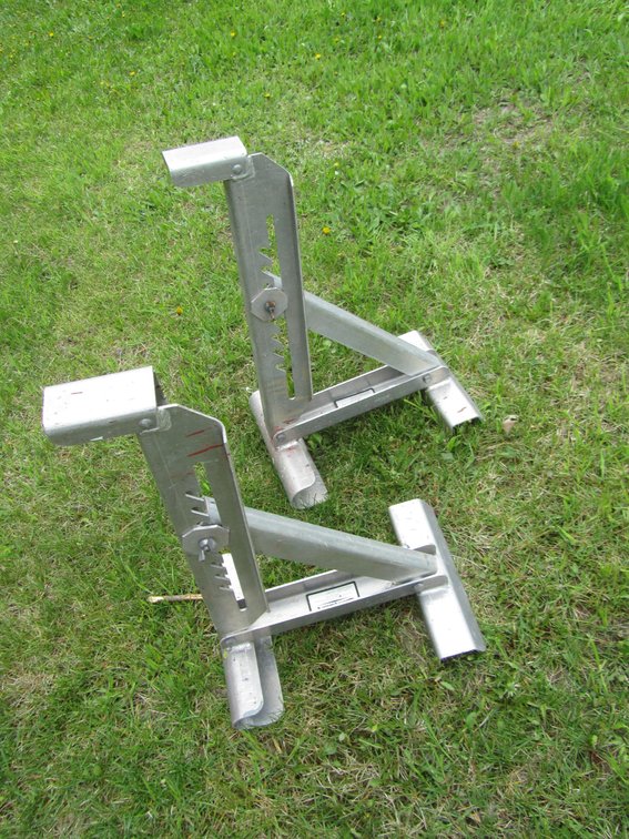 (2) Ladder Caddies