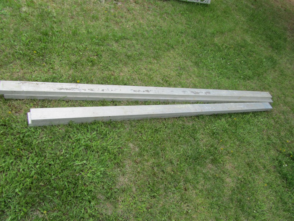 (4) Aluminum 2" x 4"