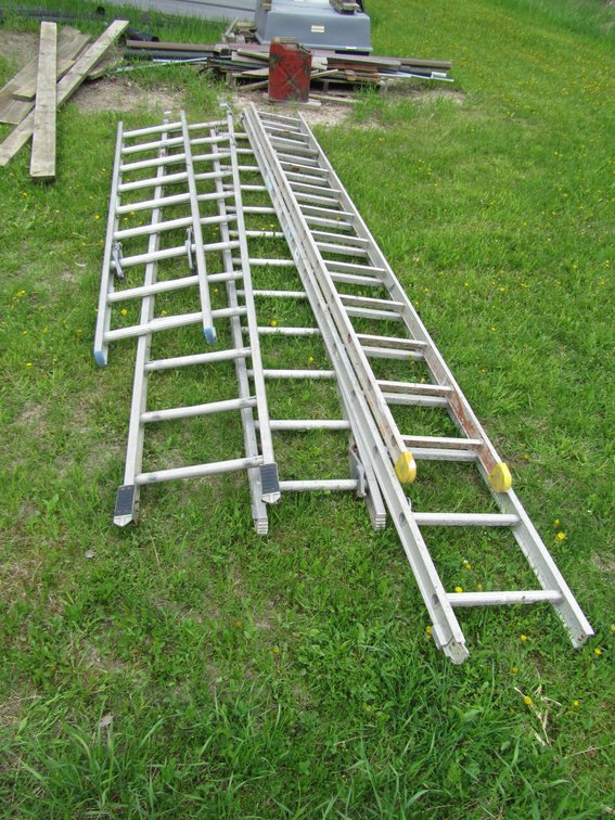 (5) Extension Ladder Pieces