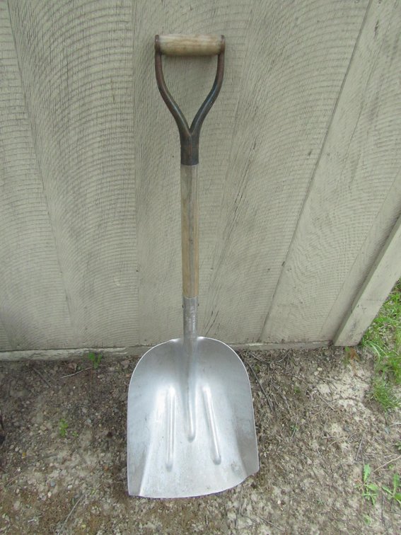 Aluminum Scoop Shovel